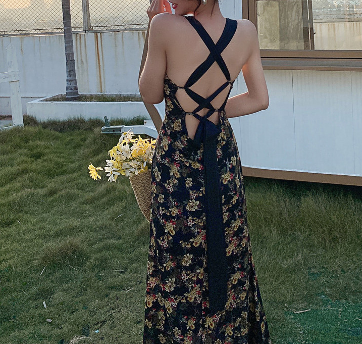 Black Floral Sling Backless Dress: Retro Style for Gen Z Fashionistas