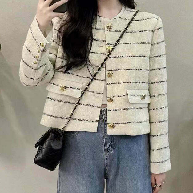 Chic Striped Winter Coat: Trendy Gen Z K-POP Streetwear