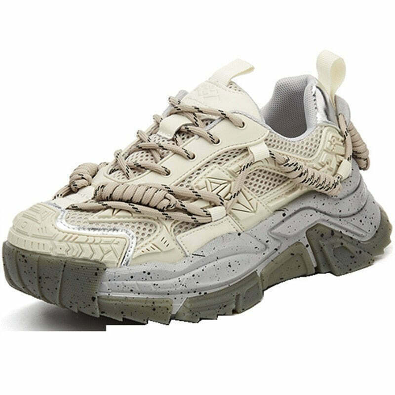 Chunky Y2K Streetwear Sneakers for Gen Z Fashionistas