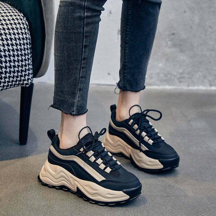 Colorblock Platform Sneakers: Trendy Gen Z Streetwear Style