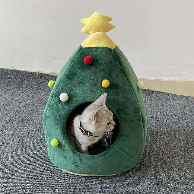 Cozy Christmas Tree Pet Bed for Stylish Gen Z Cats