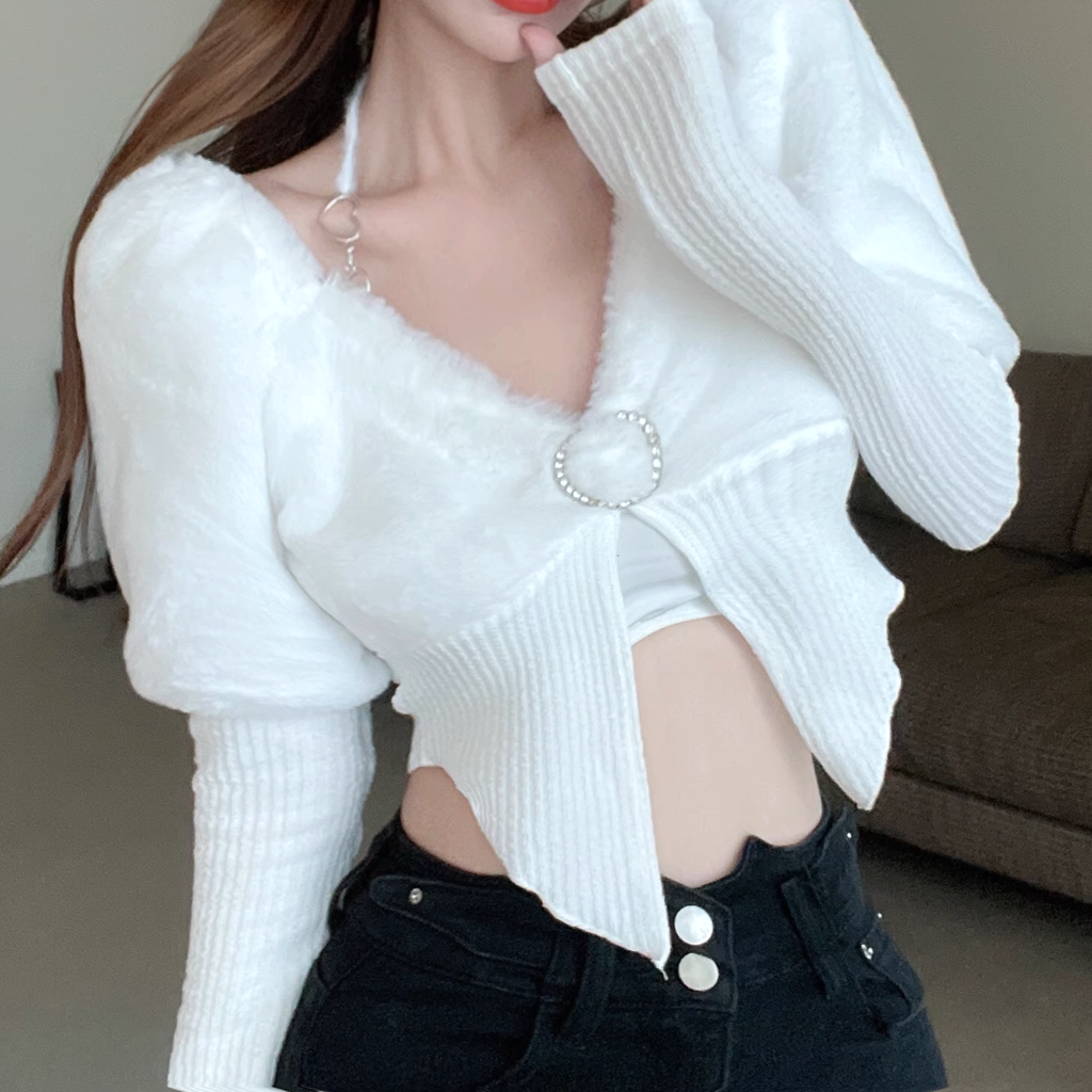 Cropped Off-Shoulder Knit Top: Plush & Slim-Fit Streetwear