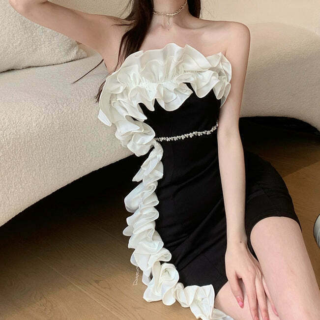 Gen Z K-POP Flower Trim Off Shoulder Cocktail Dress for Y2K Streetwear