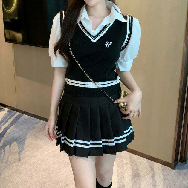 Gen Z K-POP Polo Collar Top with Striped Pleated Skirt