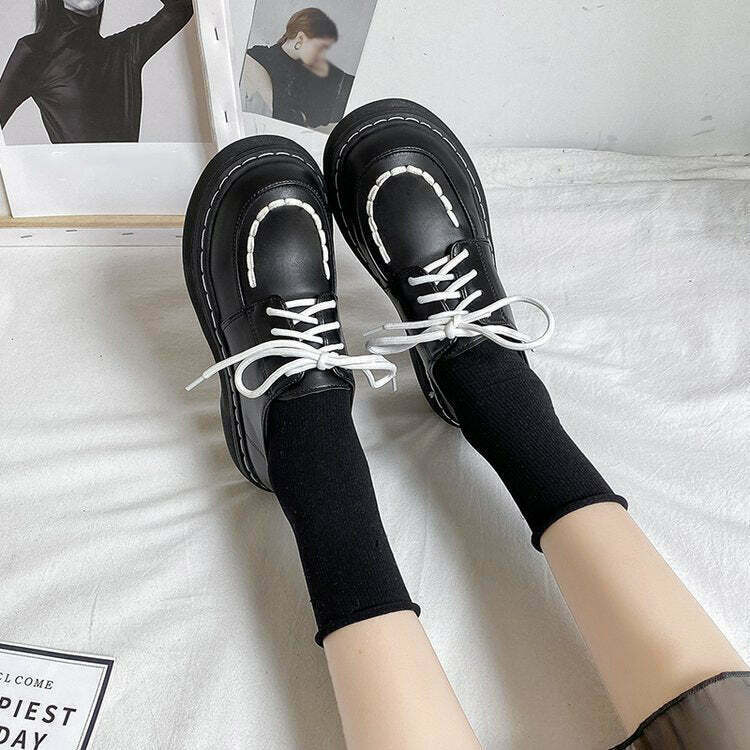 Gen Z Lace-Up Black Shoes: Trendy Thick Heel Streetwear for K-POP & Y2K Fashion