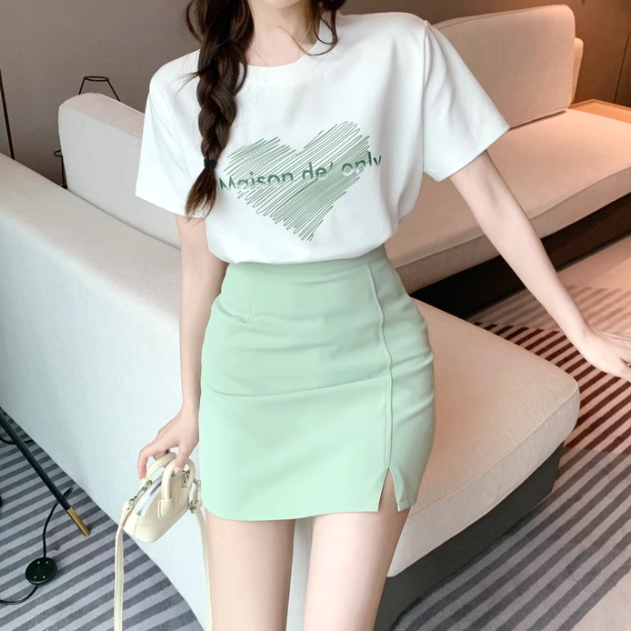 Gen Z Printed T-Shirt & Slim Skirt Set for K-POP Streetwear