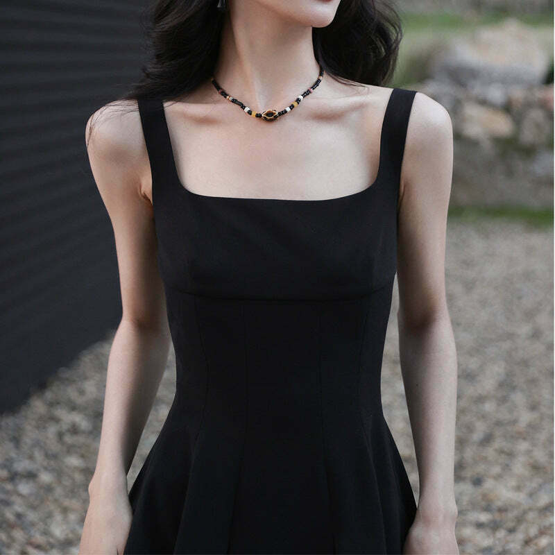 Gen Z Sleeveless Square Neck Black Dress | Y2K Streetwear Fashion