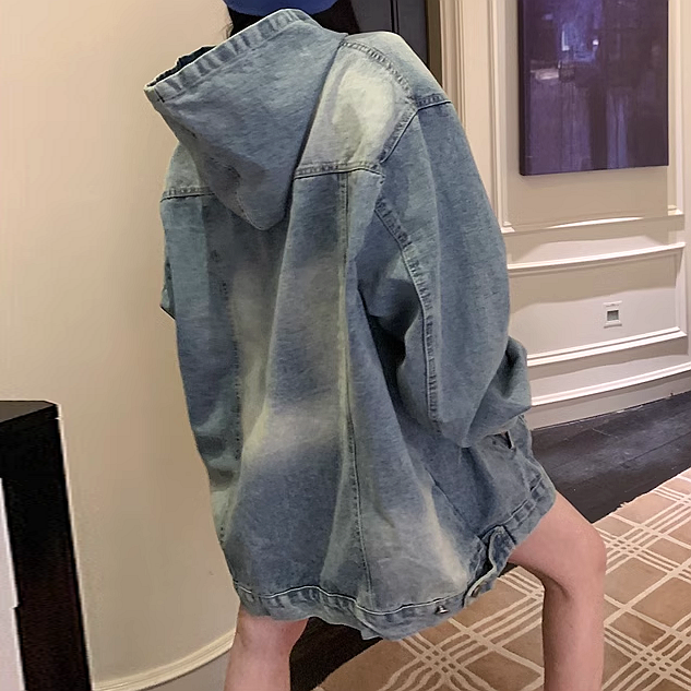 Gen Z Streetwear: Oversized Denim Hoodie for Y2K Fashion