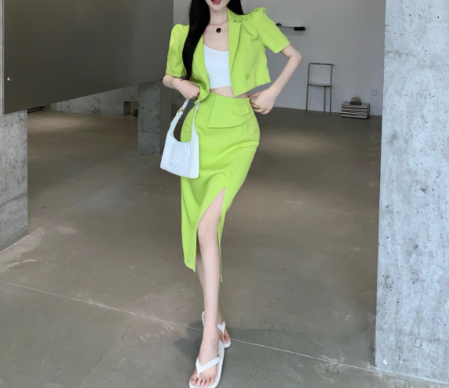 Gen Z Summer Suit Set: Blazer & High-Waisted Slit Skirt