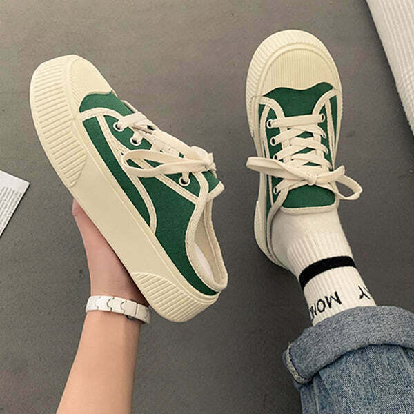 Gen Z White Canvas Casual Sneakers: Y2K Streetwear Style