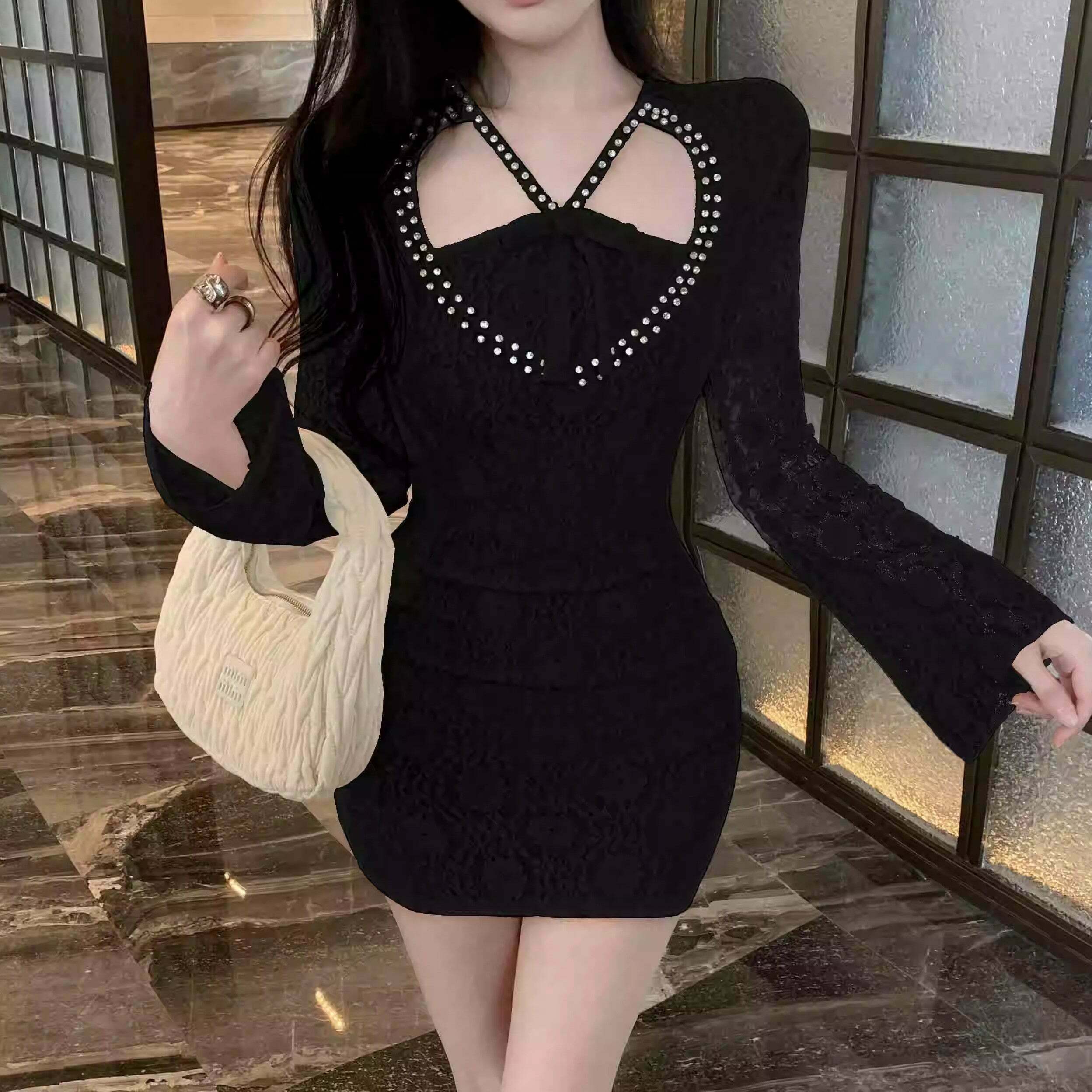 Lace Waist Slimming Dress: Trendy Gen Z K-POP Streetwear