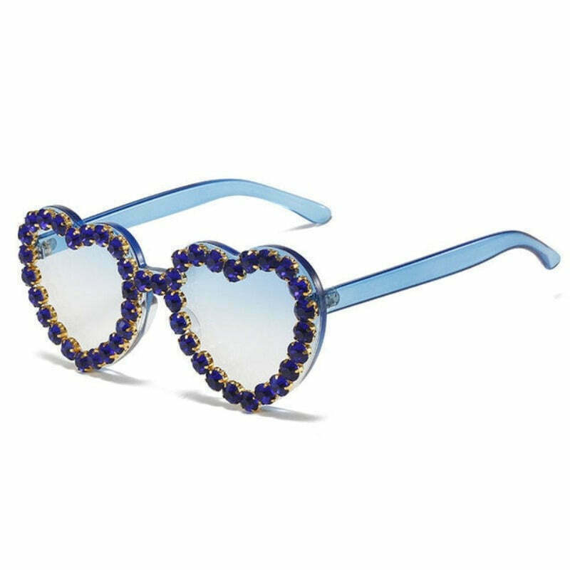 Luminous Heart Retro Sunglasses for Gen Z Fashionistas