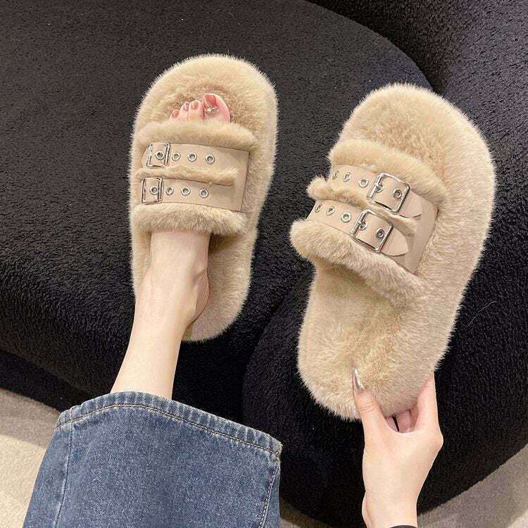 Plush Buckle Streetwear Slippers with Thick Soles for Gen Z and K-POP Fashion