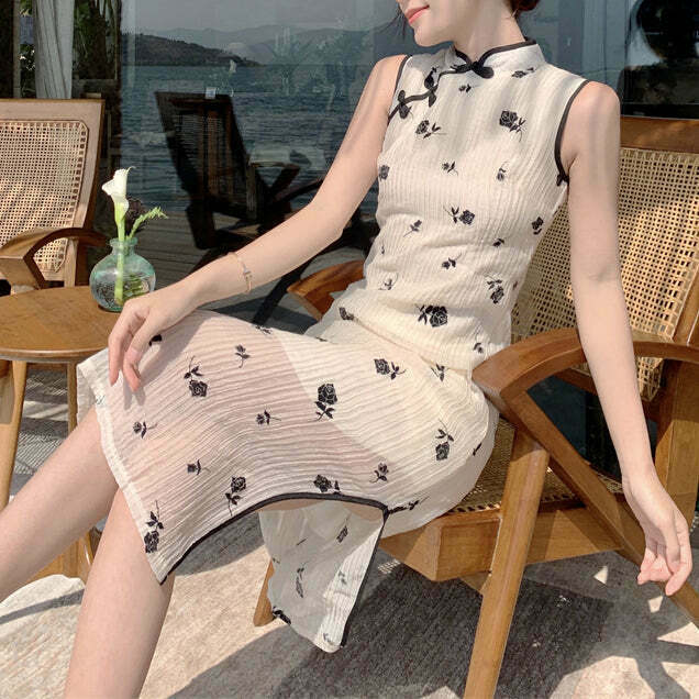 Retro Rose Slim Fit Cheongsam Dress for Gen Z Fashionistas