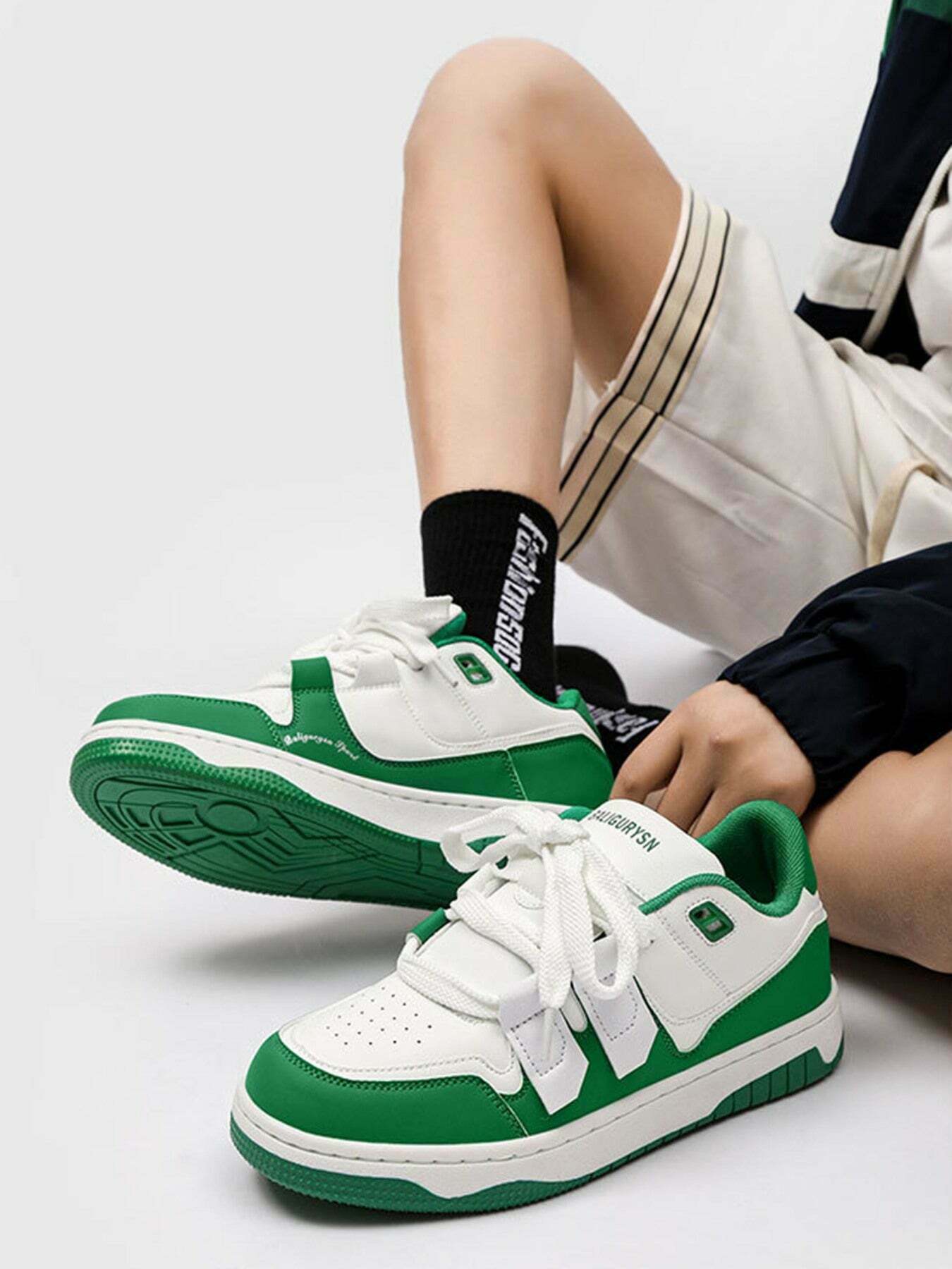 Retro Style Gen Z Streetwear Sneakers - 1956 Collection