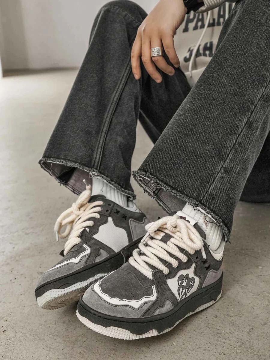 Retro Style Skate Shoes for Trendy Couples - Vintage Streetwear