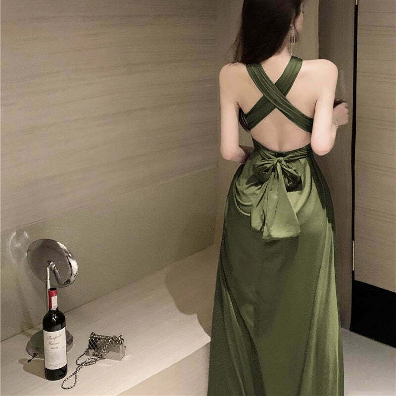 Strappy Backless Banquet Gowns: Versatile Gen Z Fashion