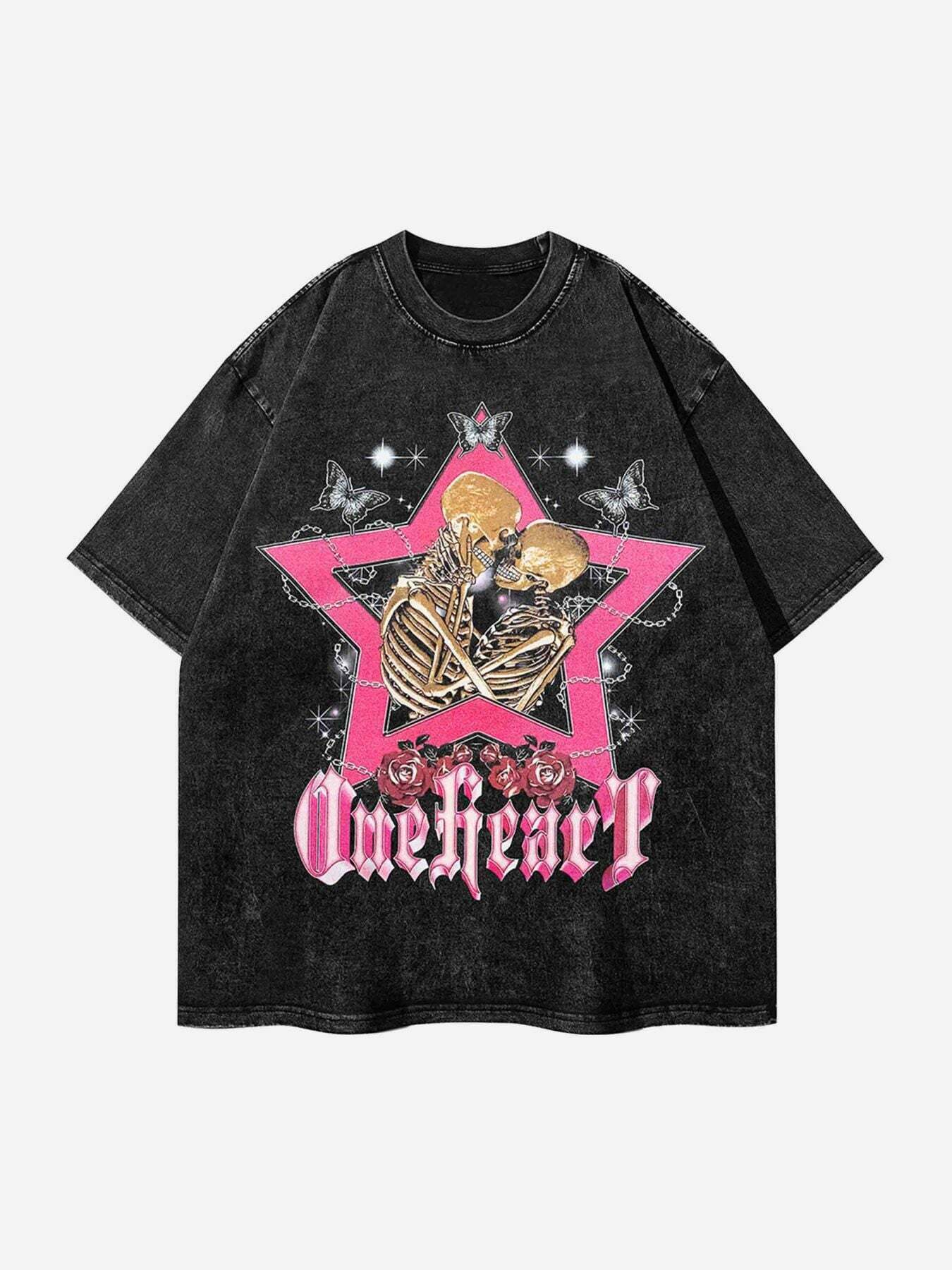 Streetwear Skull Graphic Tee for Gen Z & K-POP Fashion | Y2K Style