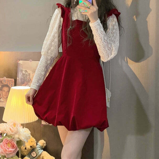 Velvet Bud Dress with Lace Top Set for Gen Z Fashionistas