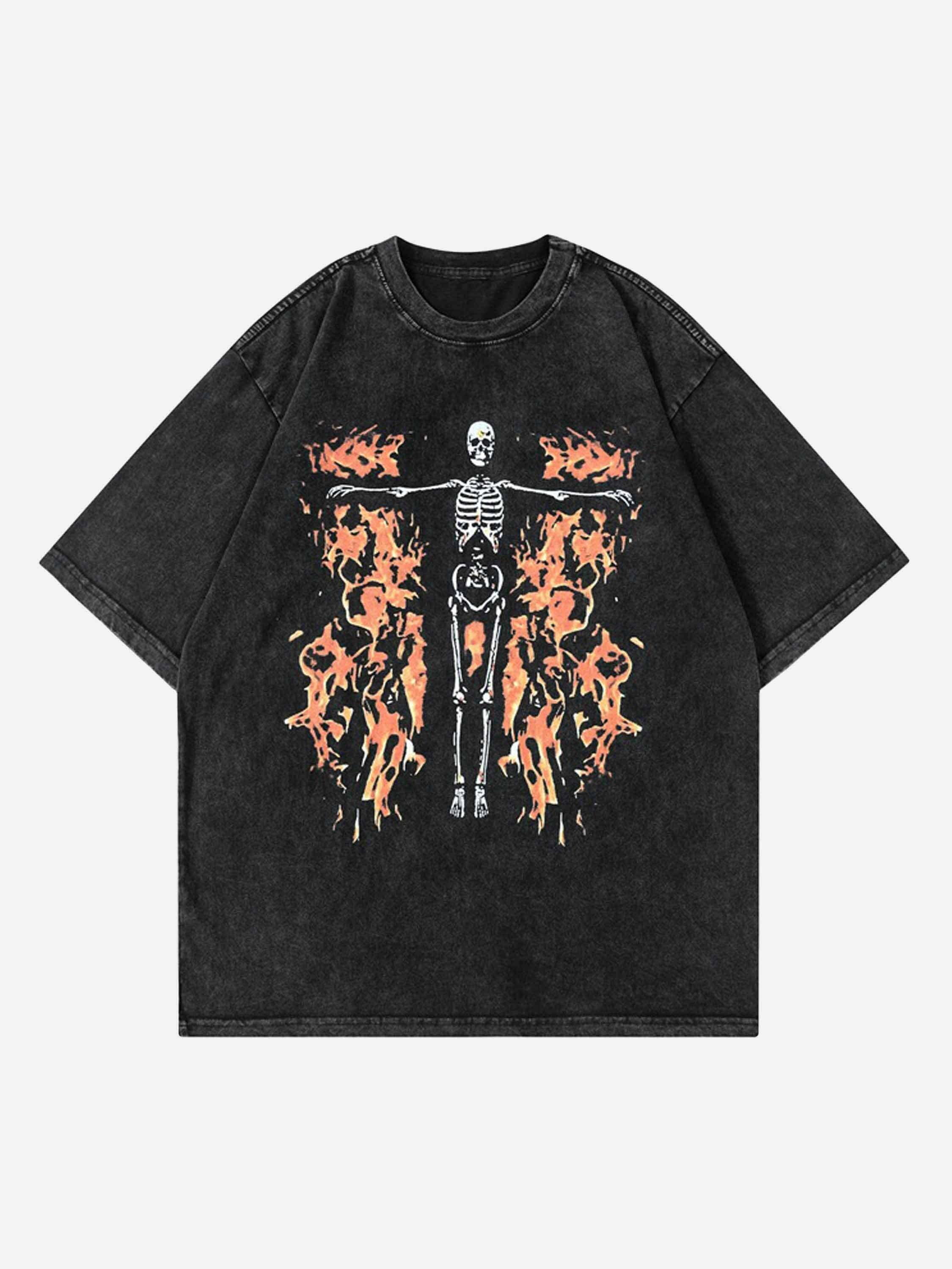 Vintage Flame Skull Graphic Tee for Gen Z Streetwear Style