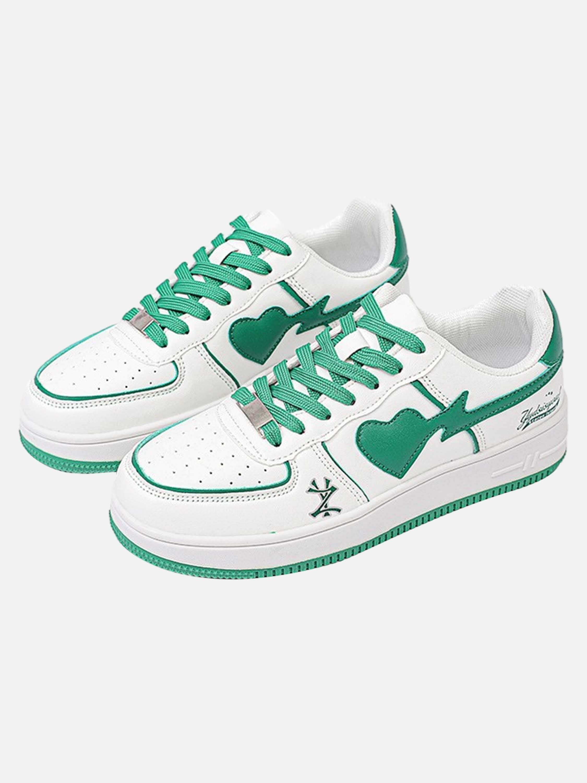 White Skate Sneakers: Trendy Gen Z K-POP Streetwear for Y2K Style