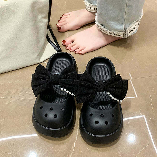 Y2K Style Bowknot Slippers: Chunky Sole Sandals for Gen Z Fashion