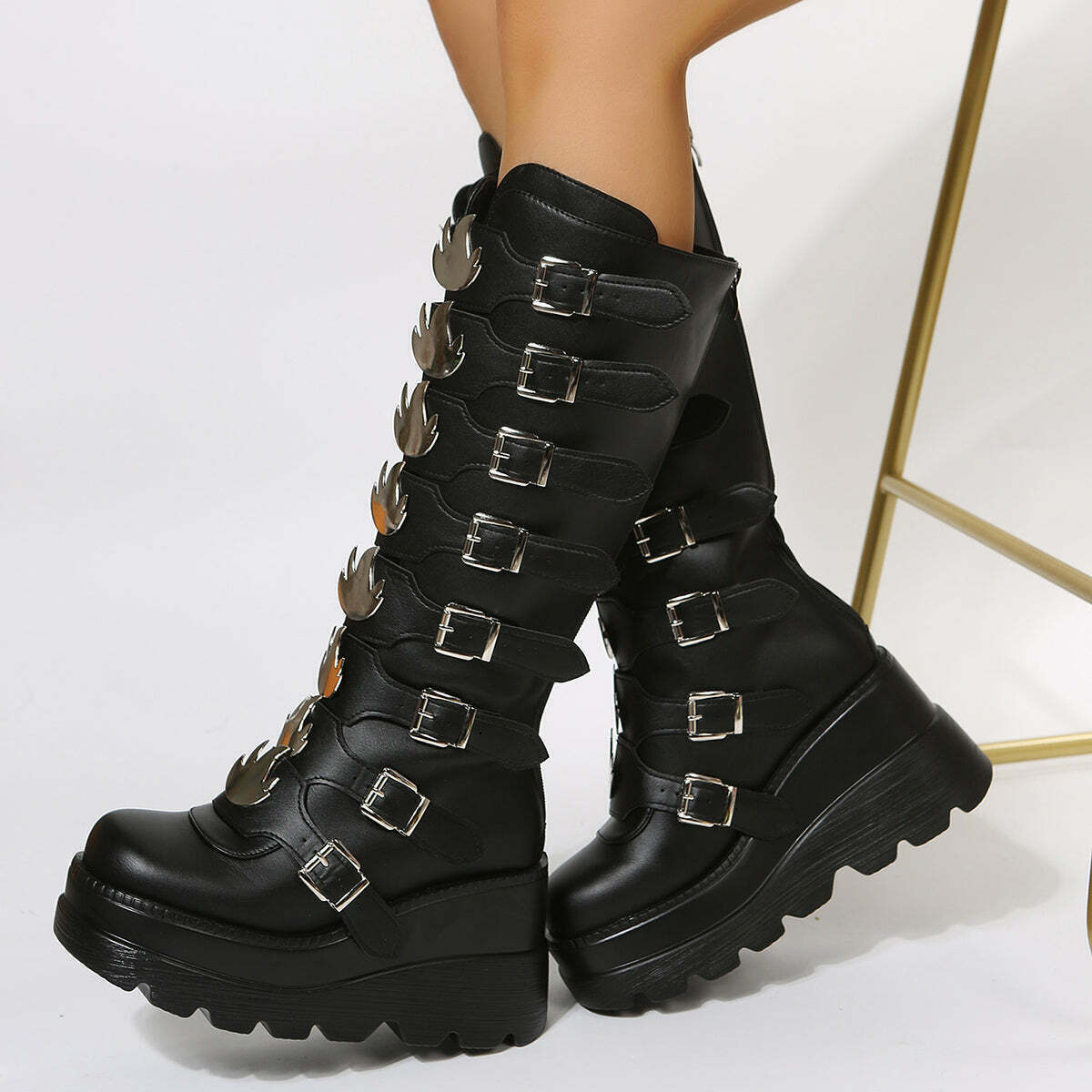 Y2K Style Gen Z K-POP Streetwear Goth Boots for Fashion Enthusiasts